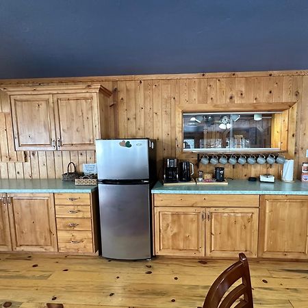 Mount Peale Country Inn La Sal Экстерьер фото