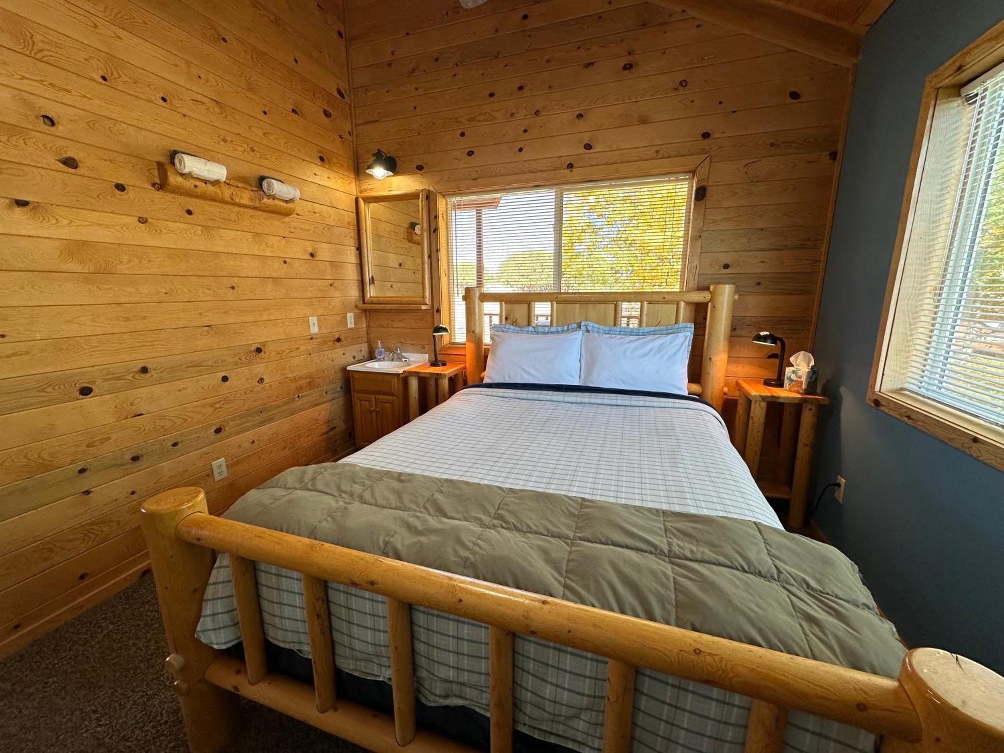 Mount Peale Country Inn La Sal Экстерьер фото