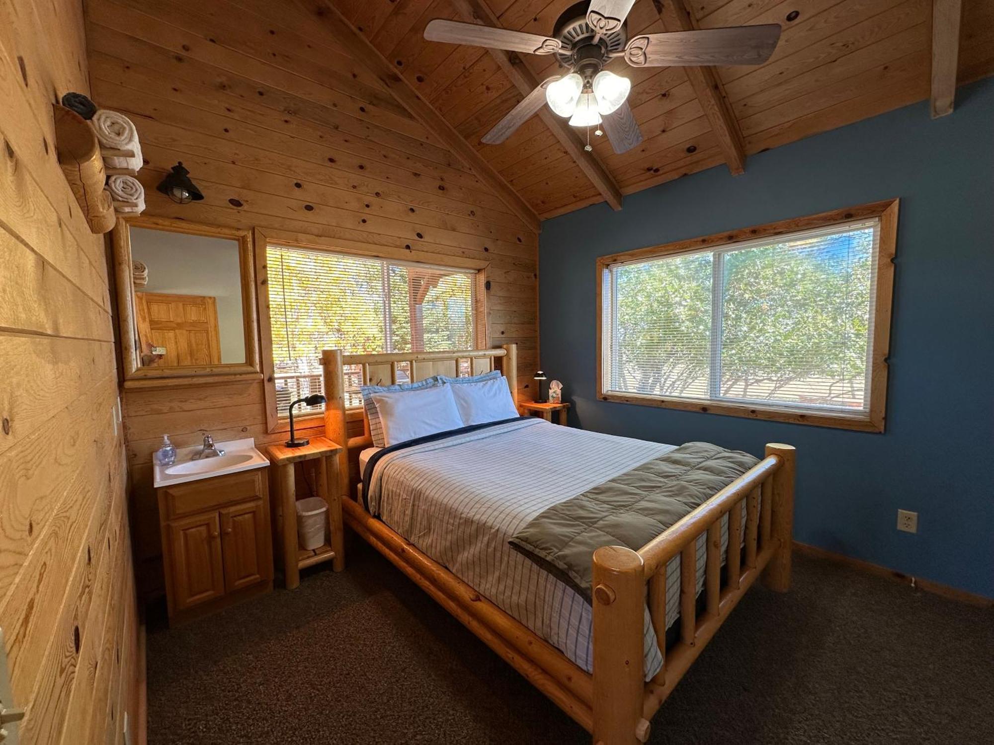 Mount Peale Country Inn La Sal Экстерьер фото